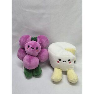 Hallmark Better Together Grapes And Cheese Magnetic Plush Set